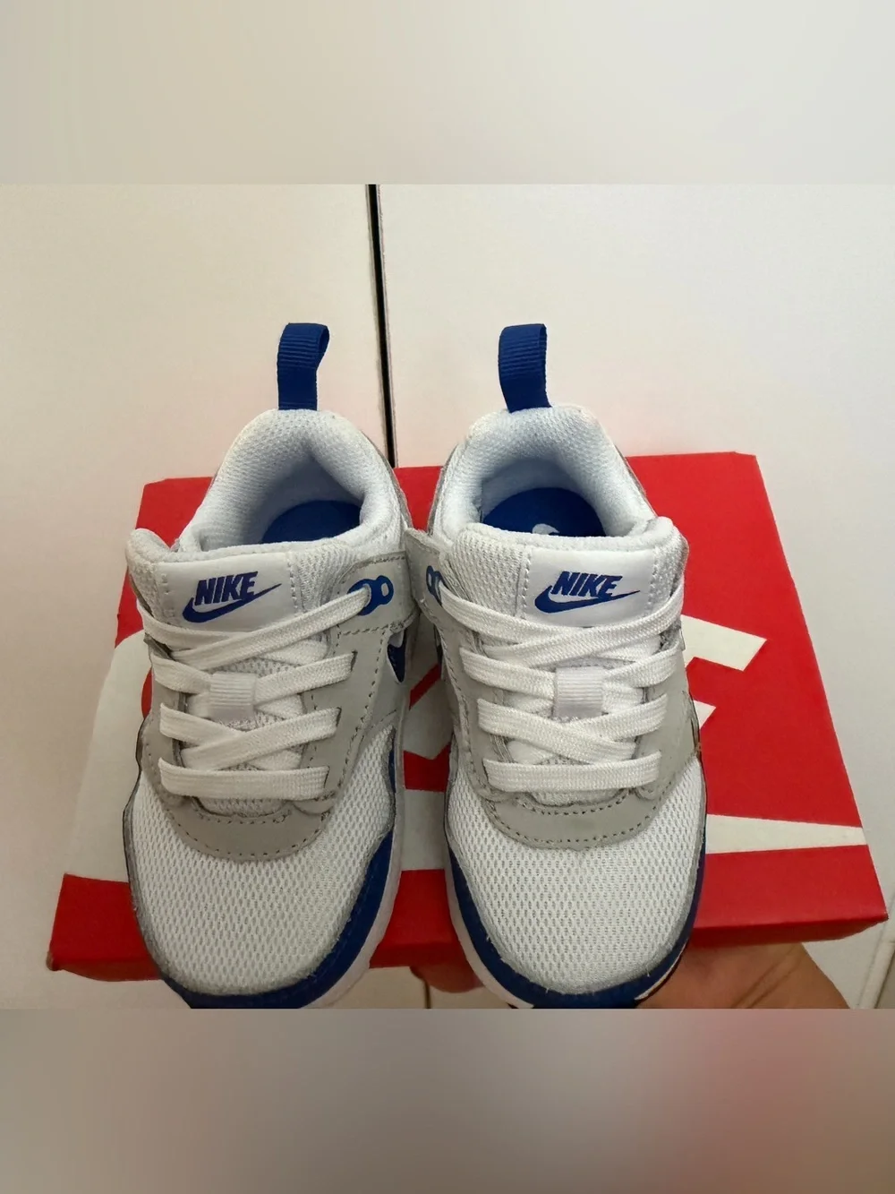 Nike Air Max 1 EasyOn Sneaker - White/ Game Royal Blue & Neutral Grey - Picture 4 of 5